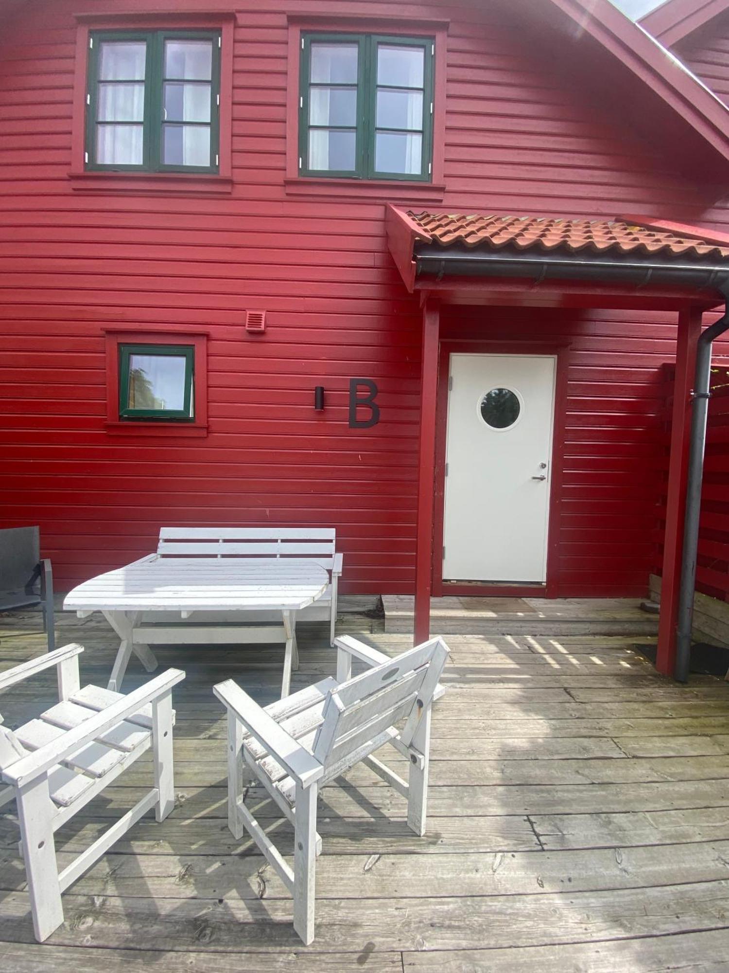 Sjøberg Ferie og Hotell Østhusvik Eksteriør billede