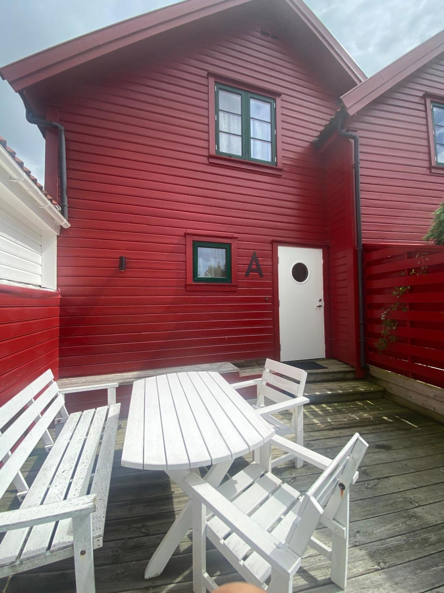 Sjøberg Ferie og Hotell Østhusvik Eksteriør billede